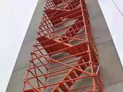爬梯注意事项及各部件安装使用方法